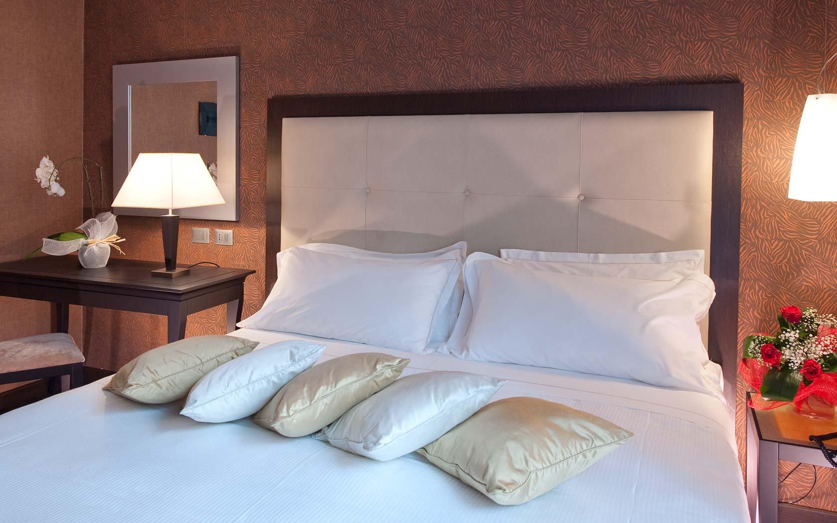 C-Hotels Fiume Roma Phòng bức ảnh